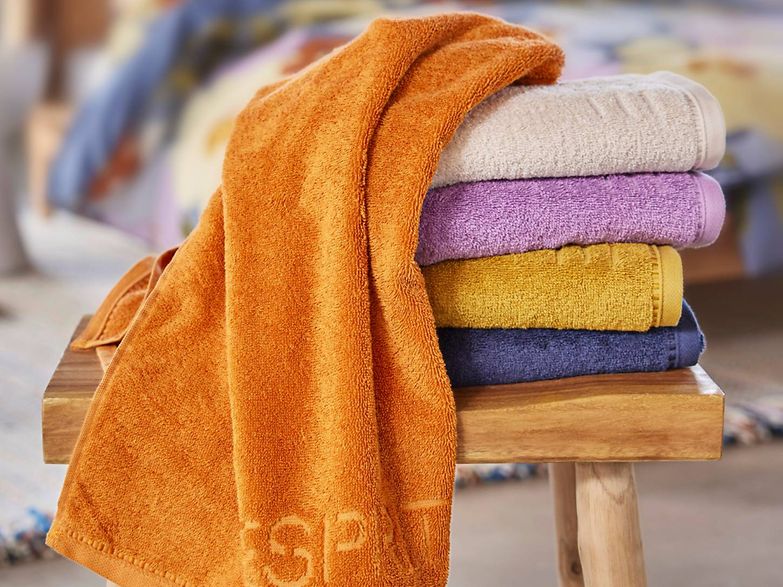 financieel Terug kijken pad Shop handdoeken en strandlakens online | ESPRIT